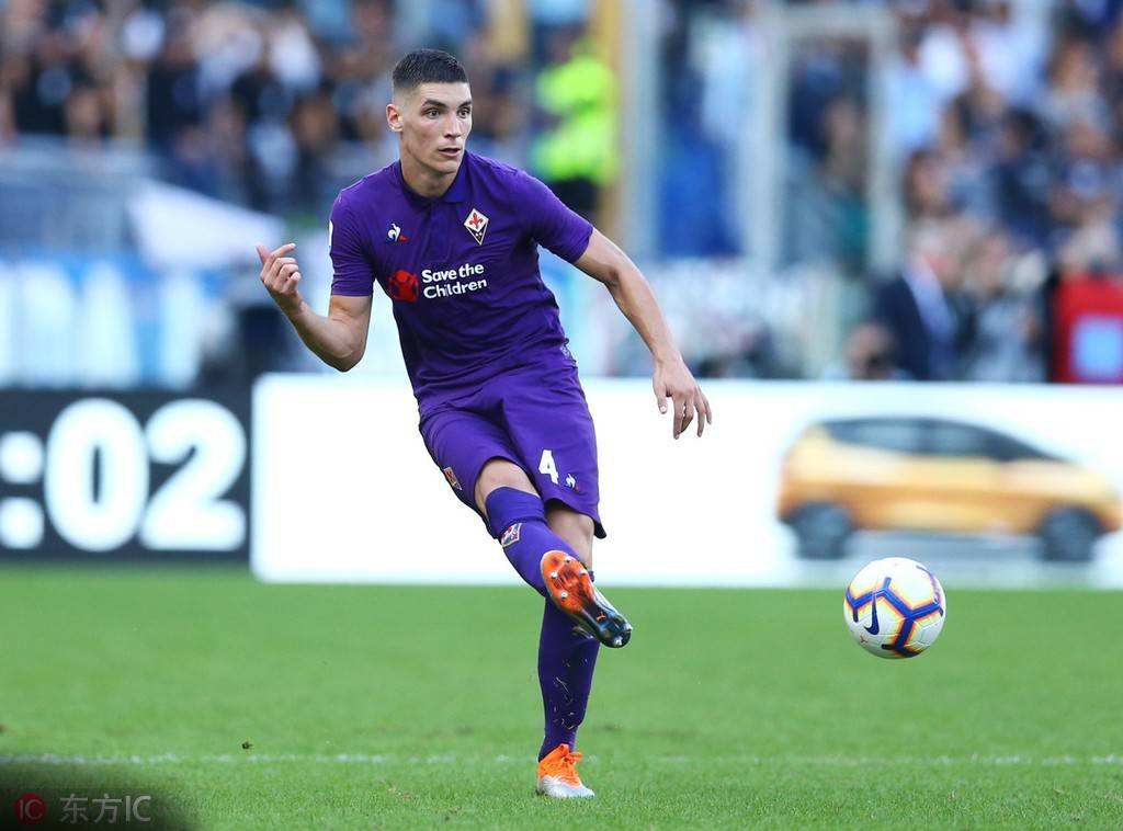 不少球迷和 不少球迷和