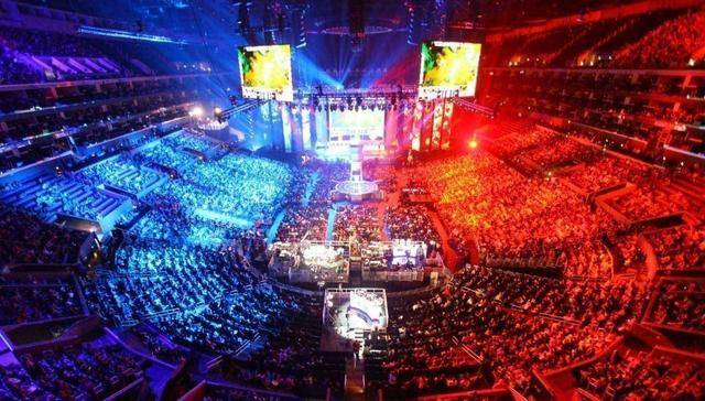 4的激烈对 4的激烈对